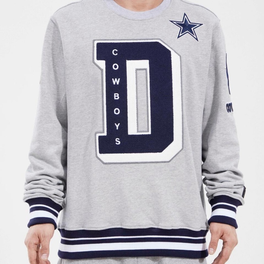 Pro Standard Dallas Cowboys Crewneck Sweater